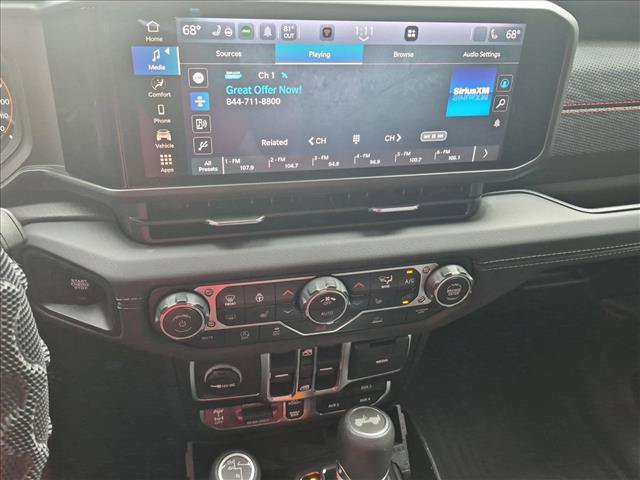 Used 2026 Jeep Wrangler Unlimited Rubicon AWD/4WD image 12