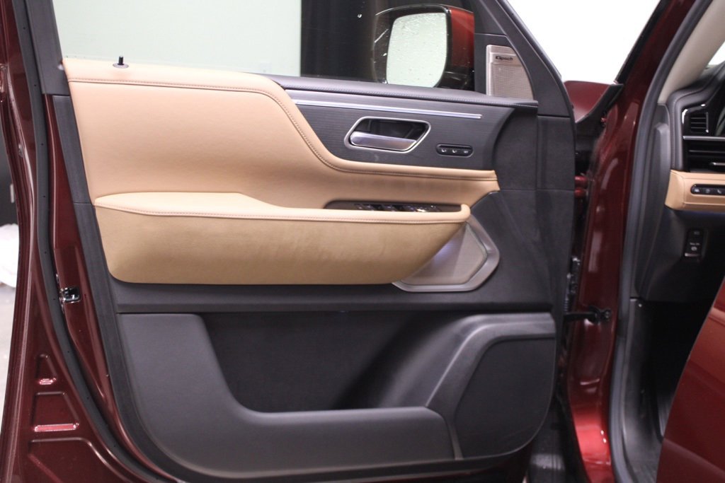 New 2025 INFINITI QX80 Sensory AWD/4WD image 13
