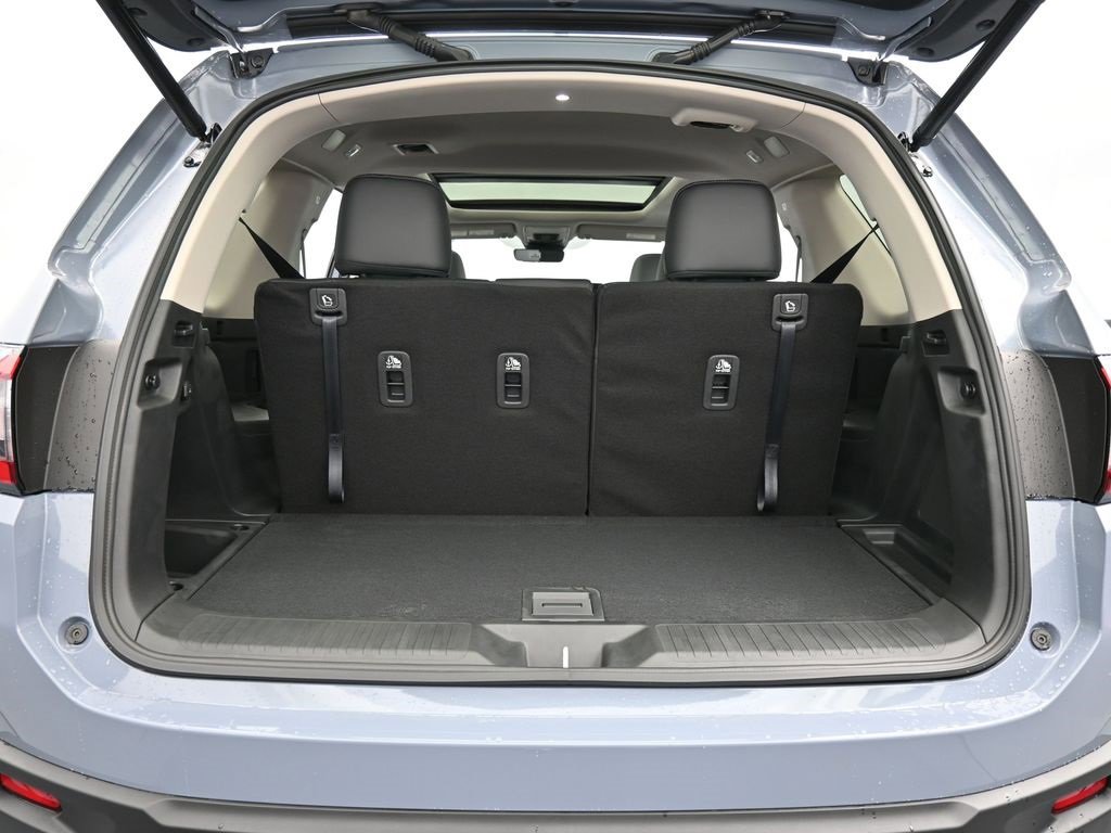 New 2025 Honda Pilot Touring image 38