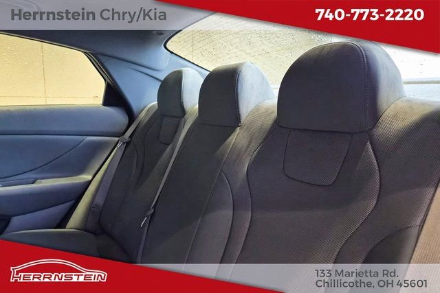 Used 2024 Hyundai Elantra SE image 24
