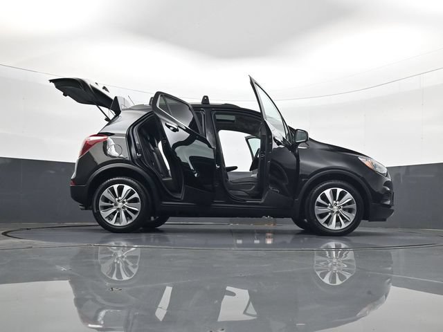 Certified 2020 Buick Encore Preferred w/ Safety Package FWD image 33