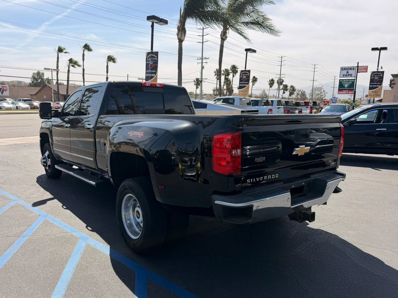 Used 2016 Chevrolet Silverado 3500 LTZ w/ Duramax Plus Package image 5