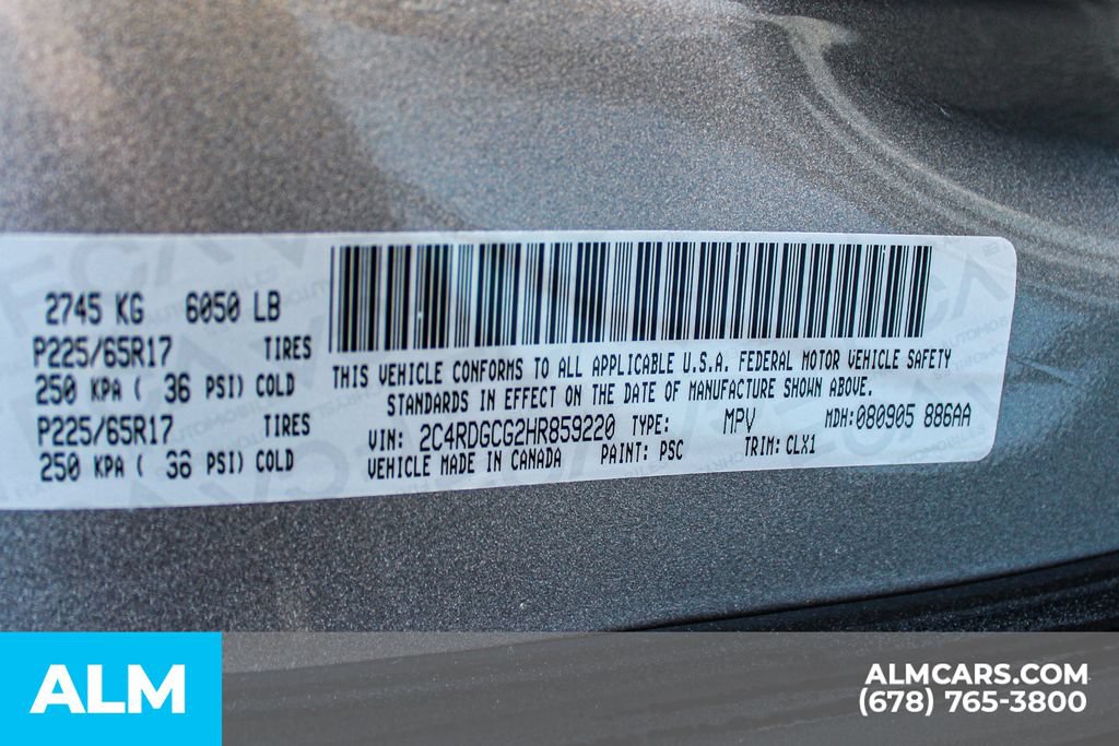 Used 2017 Dodge Grand Caravan SXT FWD image 36