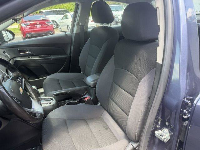 Used 2014 Chevrolet Cruze LT FWD image 15
