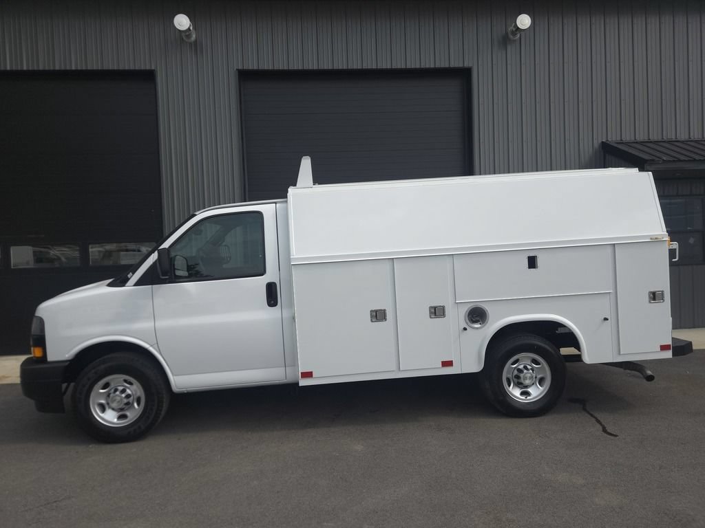 Used 2019 Chevrolet Express 3500 RWD image 1