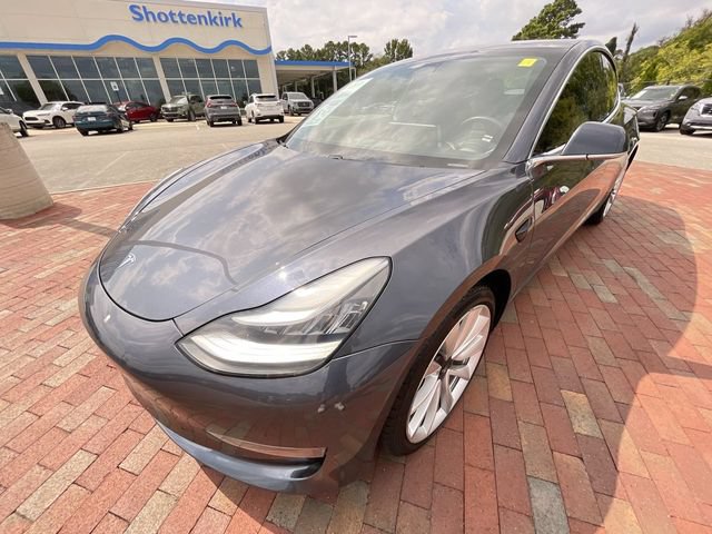Used 2020 Tesla Model 3 Standard Range Plus RWD image 27