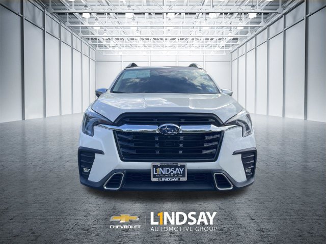 Used 2023 Subaru Ascent Touring AWD/4WD image 3