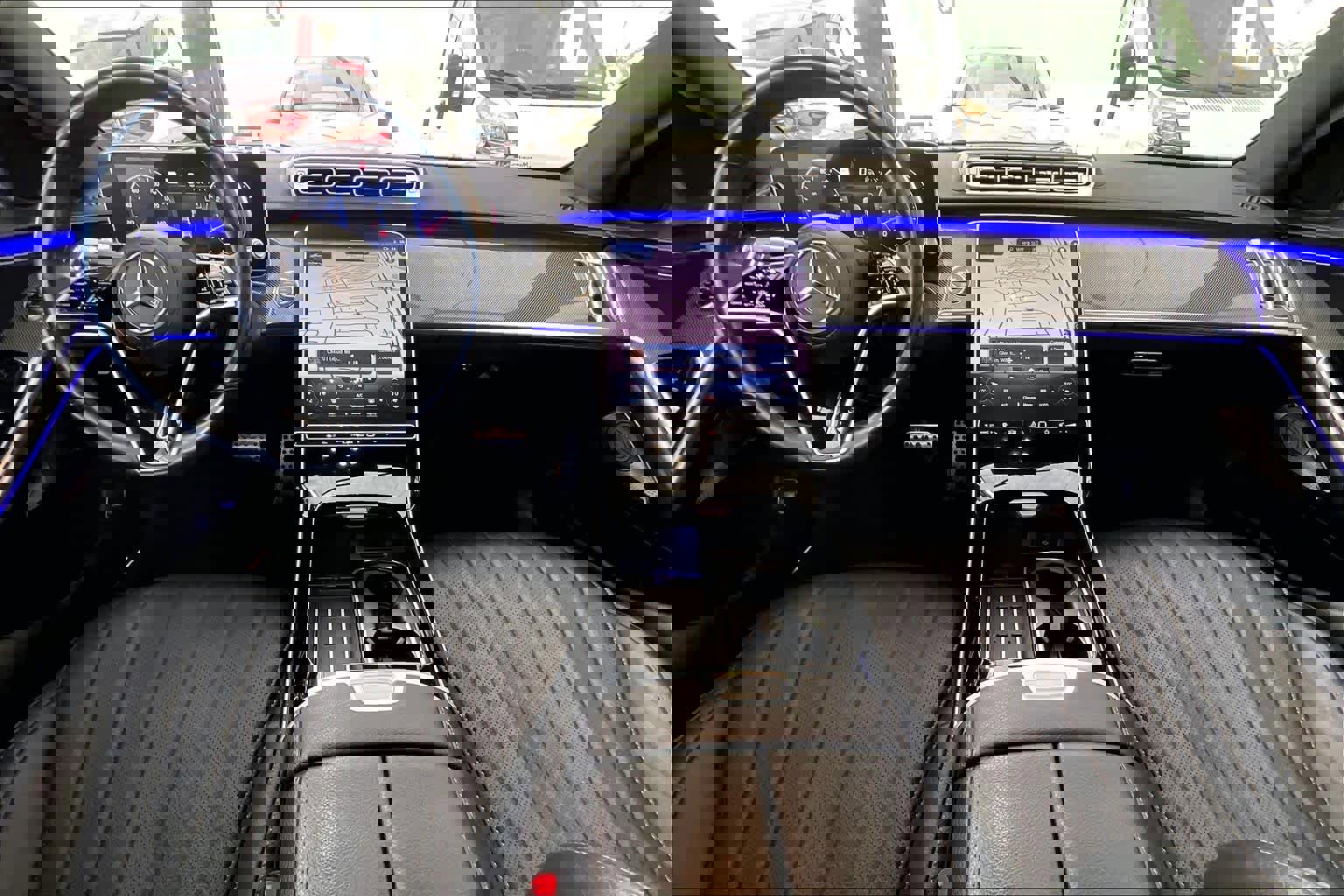 Certified 2022 Mercedes-Benz S 500 4MATIC w/ AMG Line Package image 16