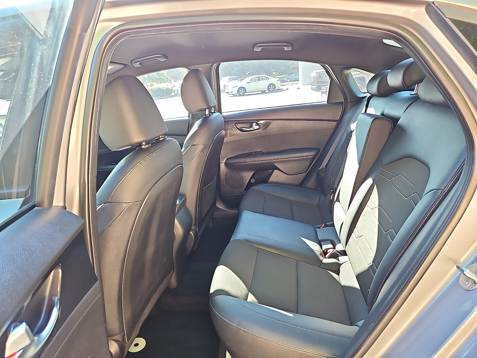 Used 2023 Kia Forte GT-Line FWD image 10