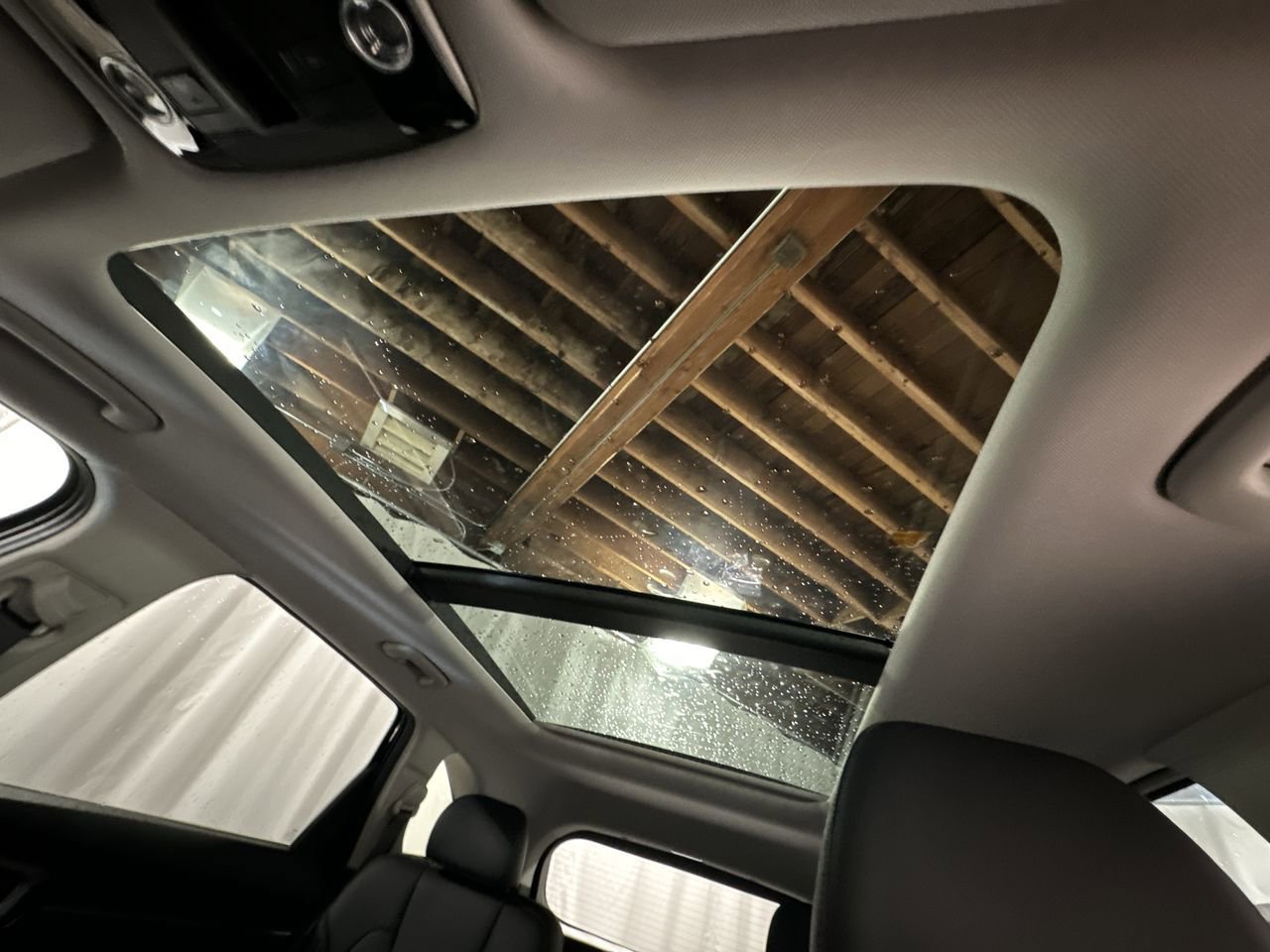 Certified 2025 Kia Sorento EX w/ EX Panoramic Sunroof Package AWD/4WD image 26