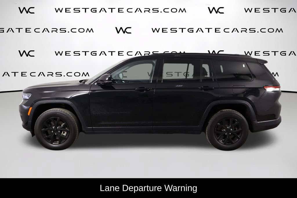 Used 2025 Jeep Grand Cherokee L Laredo AWD/4WD image 5