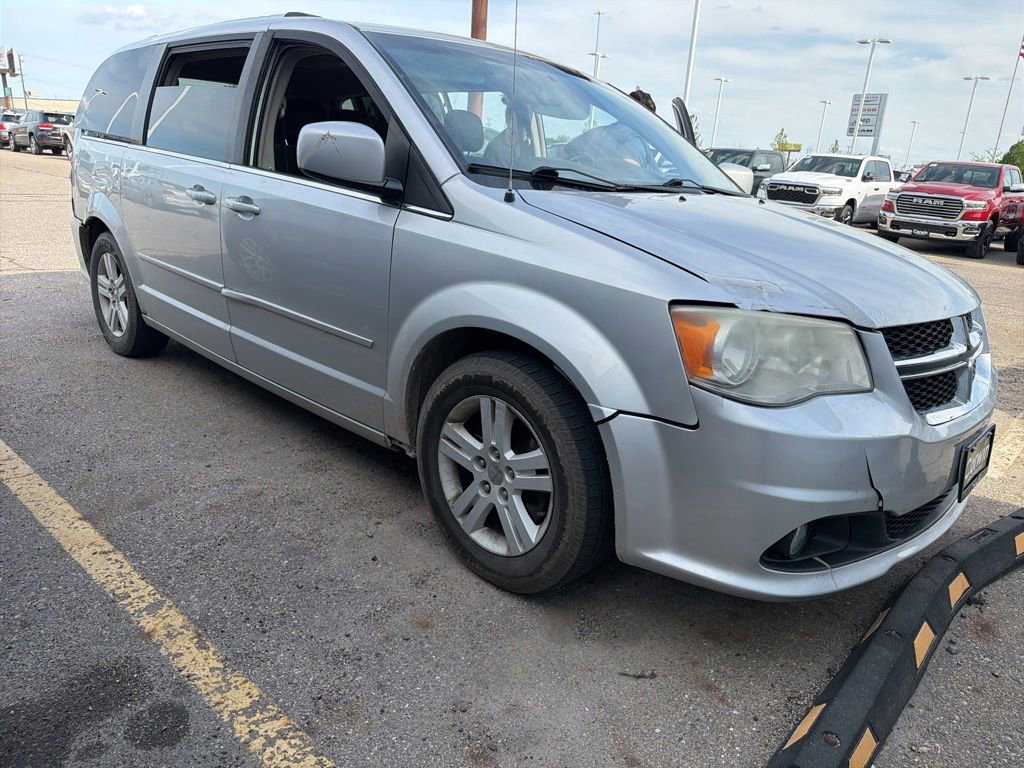 Used 2012 Dodge Grand Caravan Crew w/ Crew Value Pkg FWD image 2