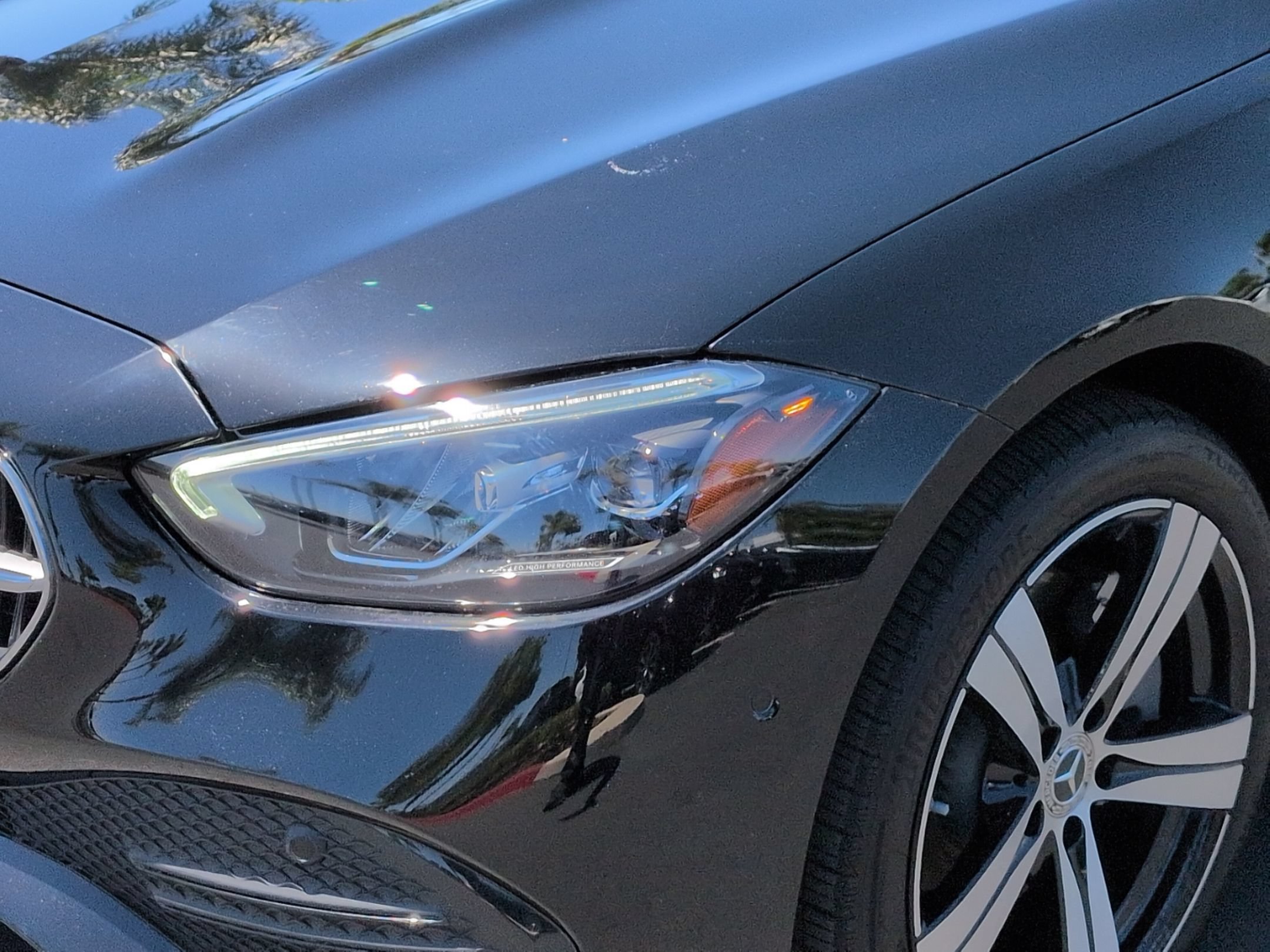 Used 2025 Mercedes-Benz C 300 Sedan image 5