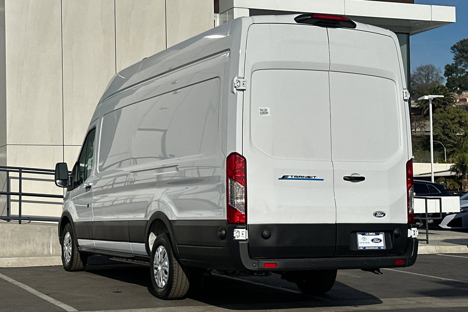 New 2026 Ford E-Transit 148 High Roof Extended image 5