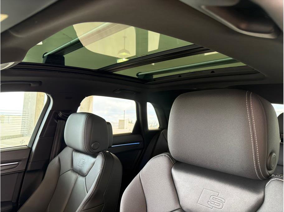 Used 2023 Audi Q3 2.0T Premium Plus image 30