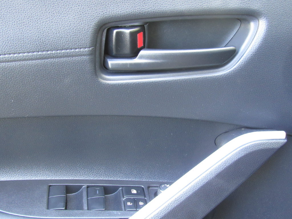 Certified 2025 Toyota Corolla Cross AWD Hybrid image 30