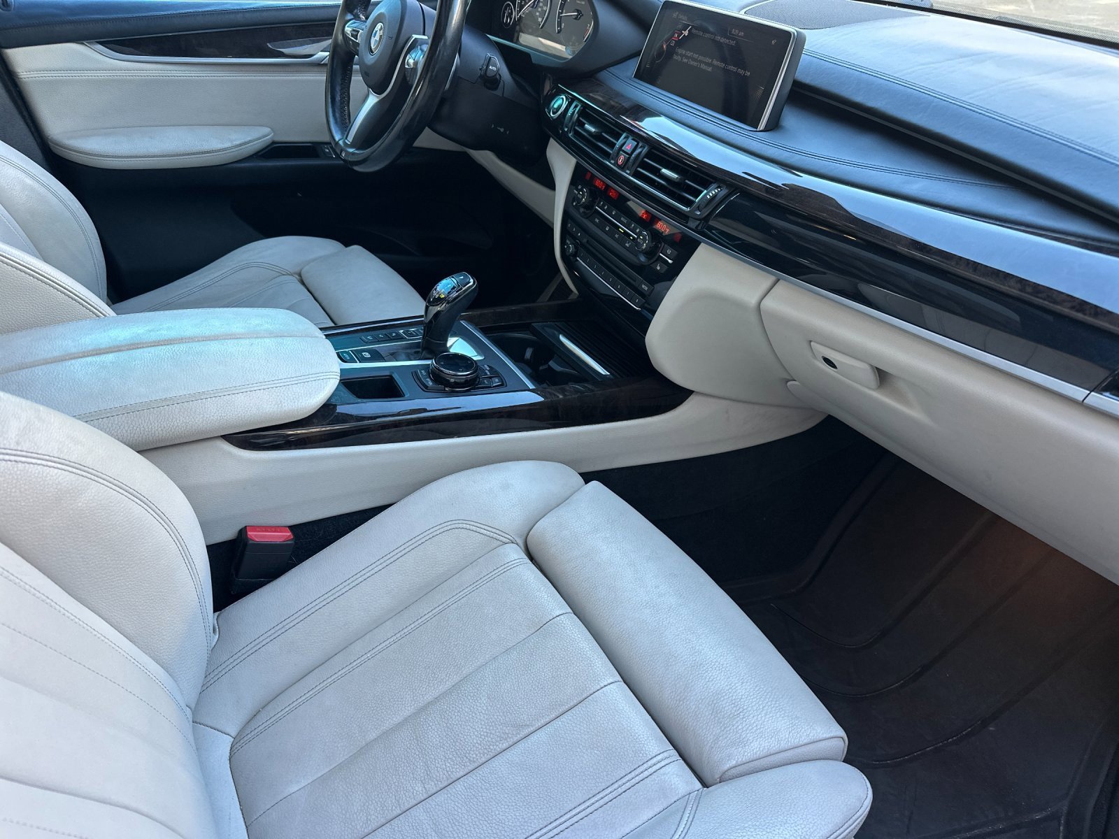 Used 2016 BMW X5 xDrive50i image 15