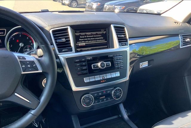 Certified 2016 Mercedes-Benz GL 320 BlueTEC 4MATIC image 5