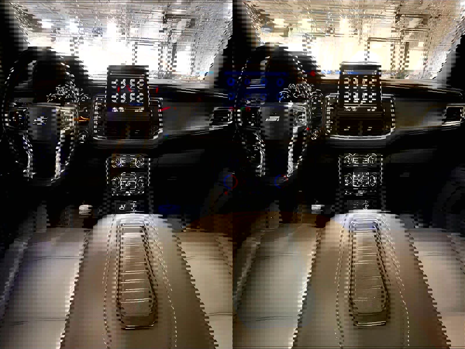 Used 2021 Chevrolet Tahoe LT w/ LT Signature Package image 22