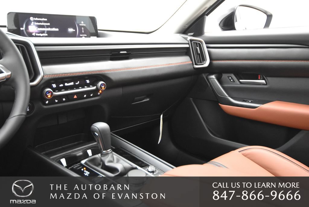 Used 2025 MAZDA CX-50 AWD 2.5 Turbo w/ Premium Pkg image 23