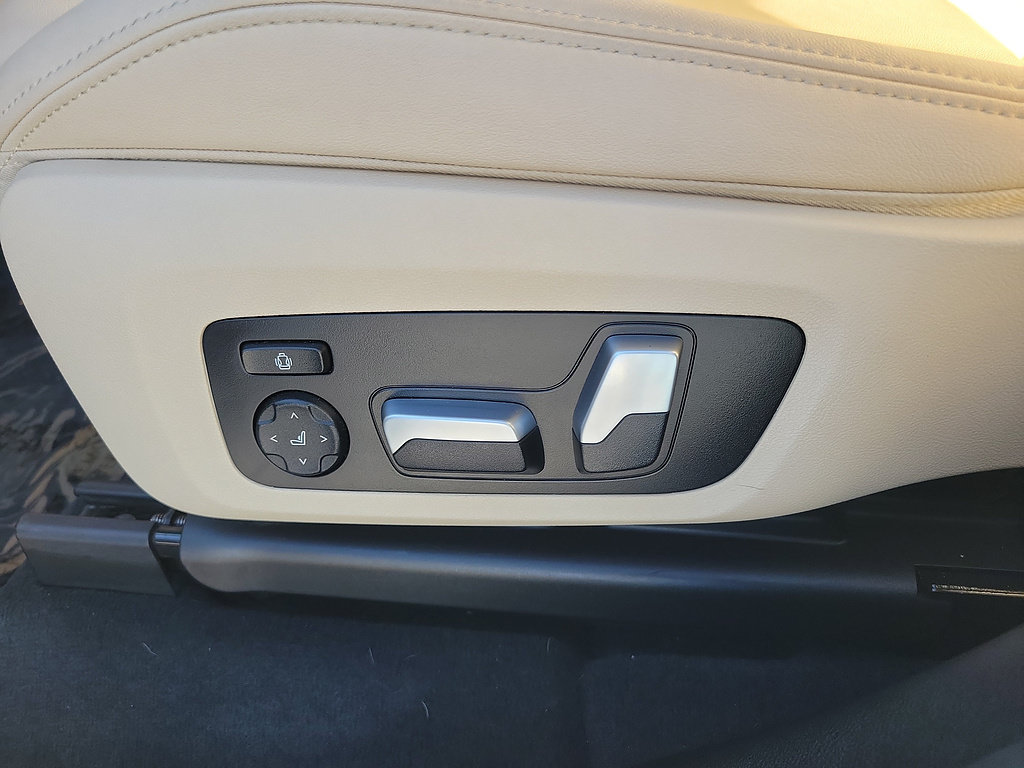 Used 2021 BMW X3 sDrive30i w/ Convenience Package RWD image 19