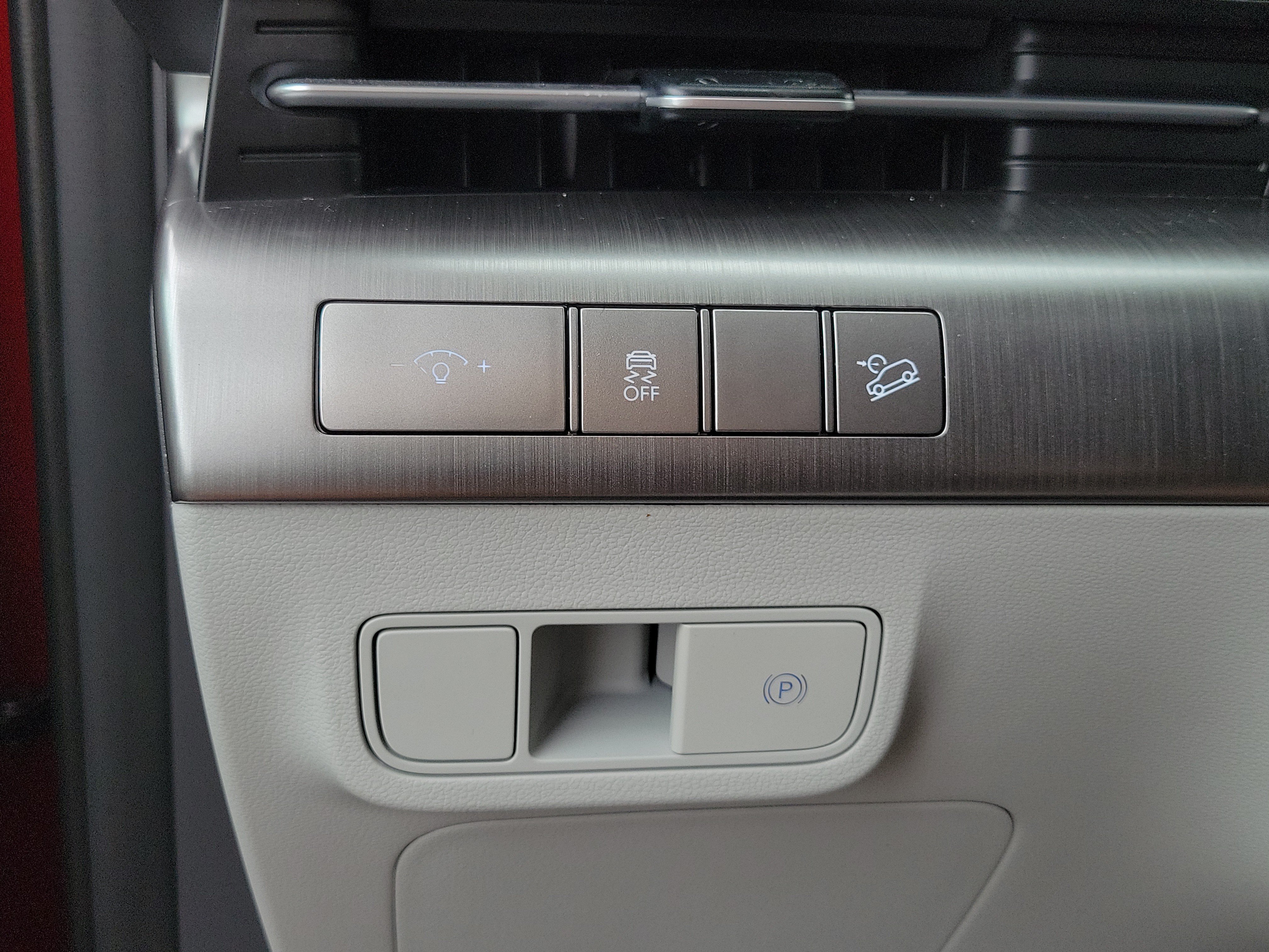Used 2024 Hyundai Kona SEL FWD image 28