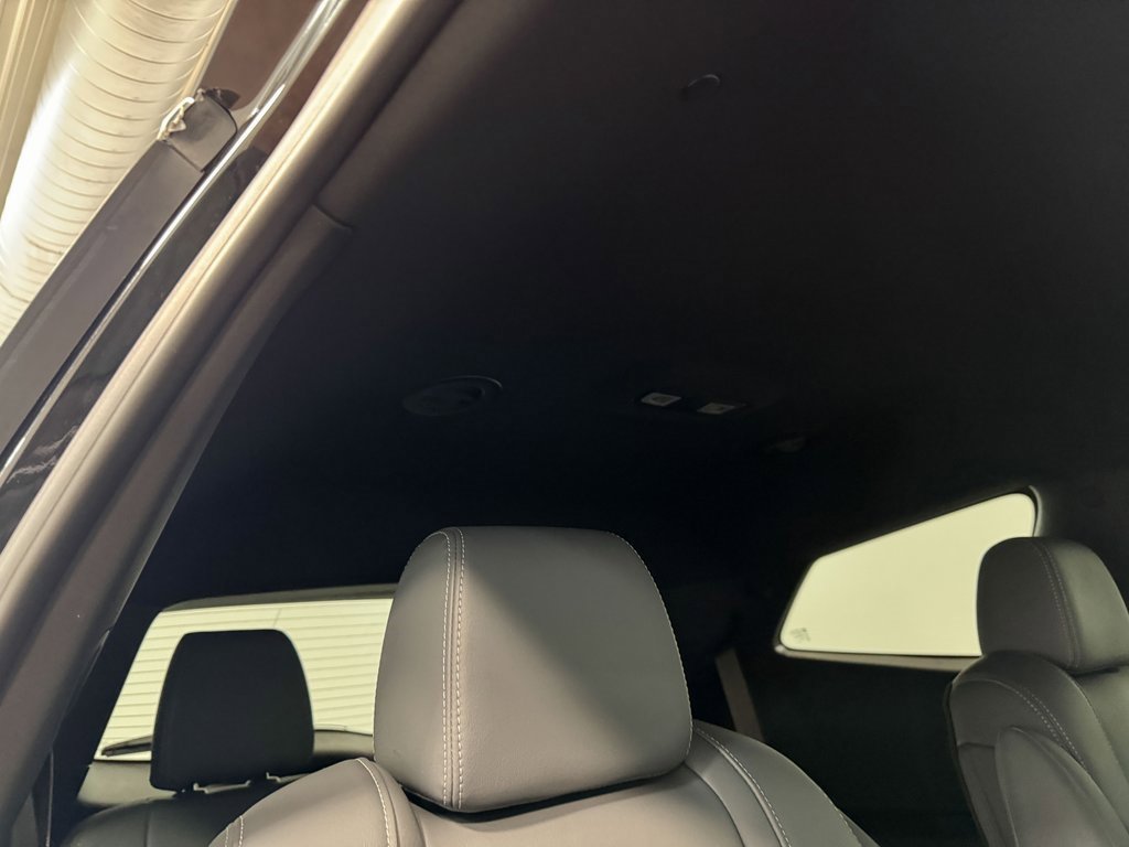 Used 2024 Buick Enclave Premium image 15