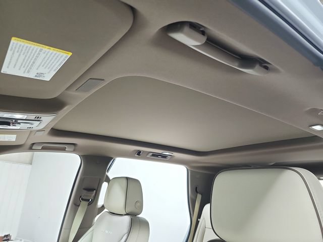 New 2026 GMC Yukon Denali w/ Sun & Power Step Package AWD/4WD image 22