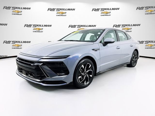 Used 2024 Hyundai Sonata SEL FWD image 3