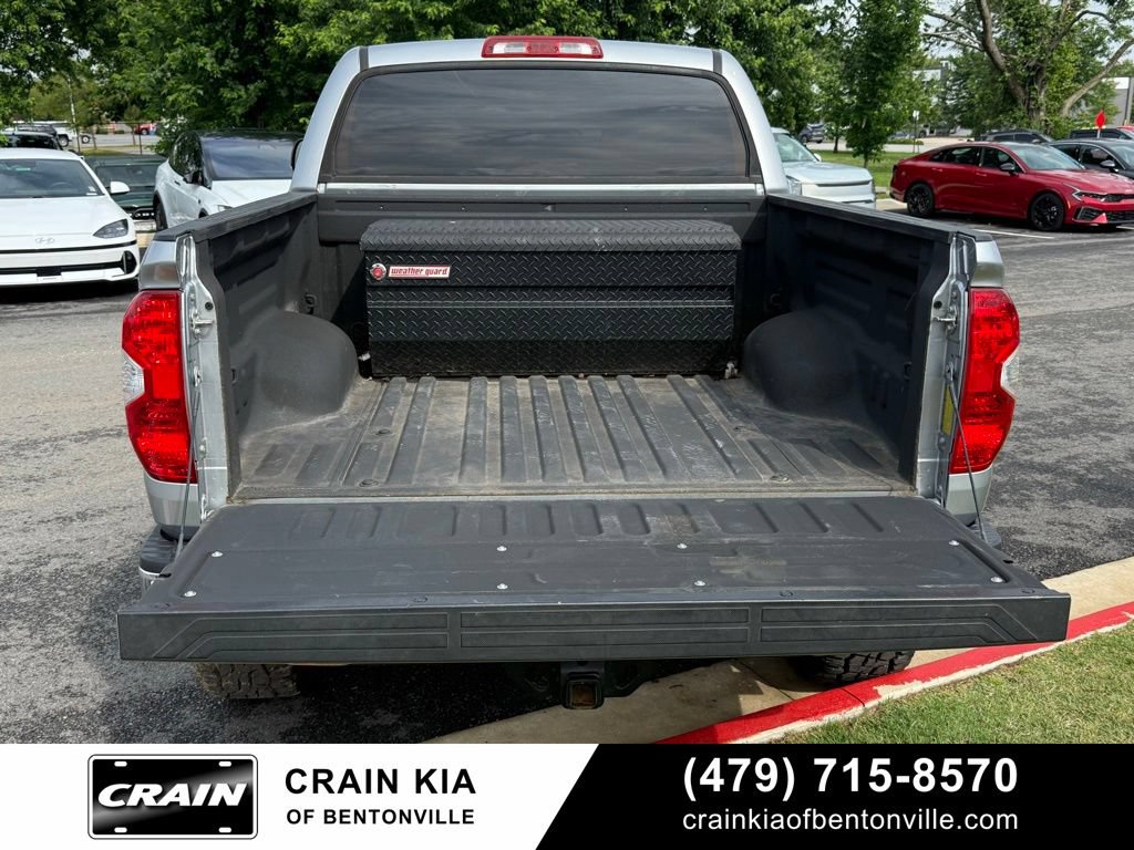 Used 2019 Toyota Tundra SR5 w/ SR5 Upgrade Package AWD/4WD image 29