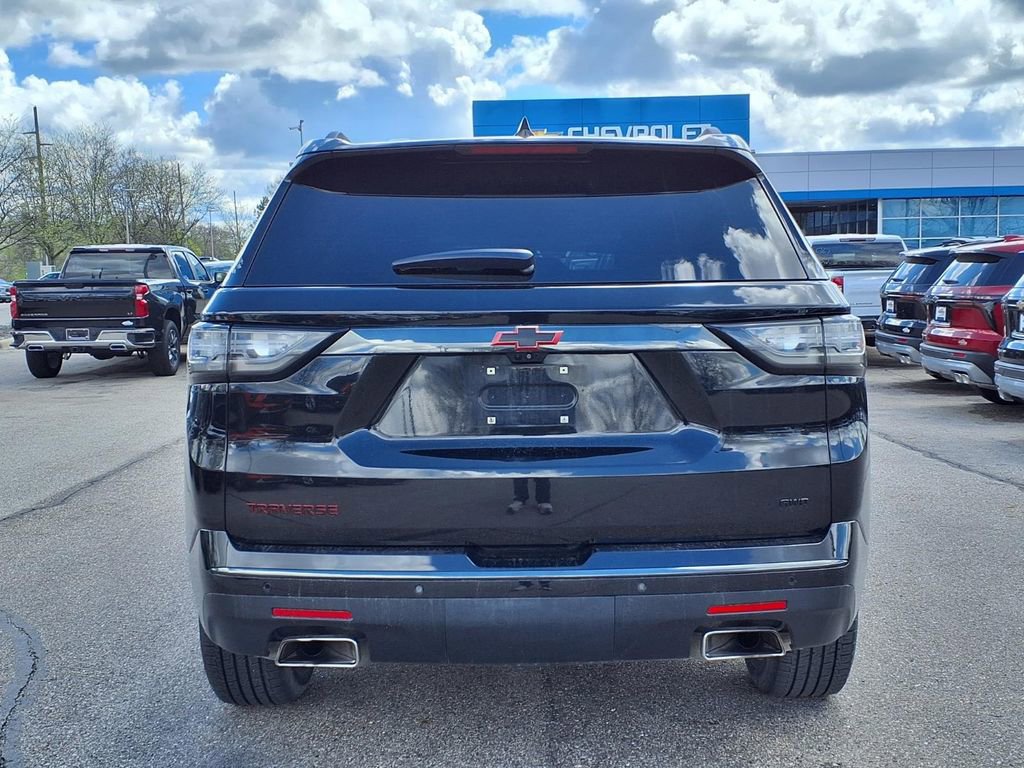 Used 2019 Chevrolet Traverse Premier w/ Redline Edition AWD/4WD image 5