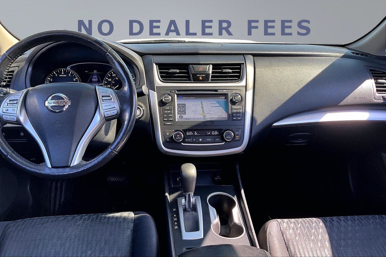 Used 2016 Nissan Altima 2.5 SV w/ Convenience Package FWD image 9
