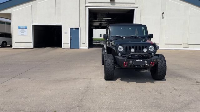 Used 2017 Jeep Wrangler Unlimited Sahara AWD/4WD image 5