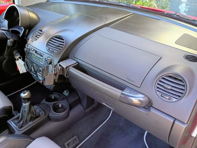 Used 2002 Volkswagen Beetle S image 46