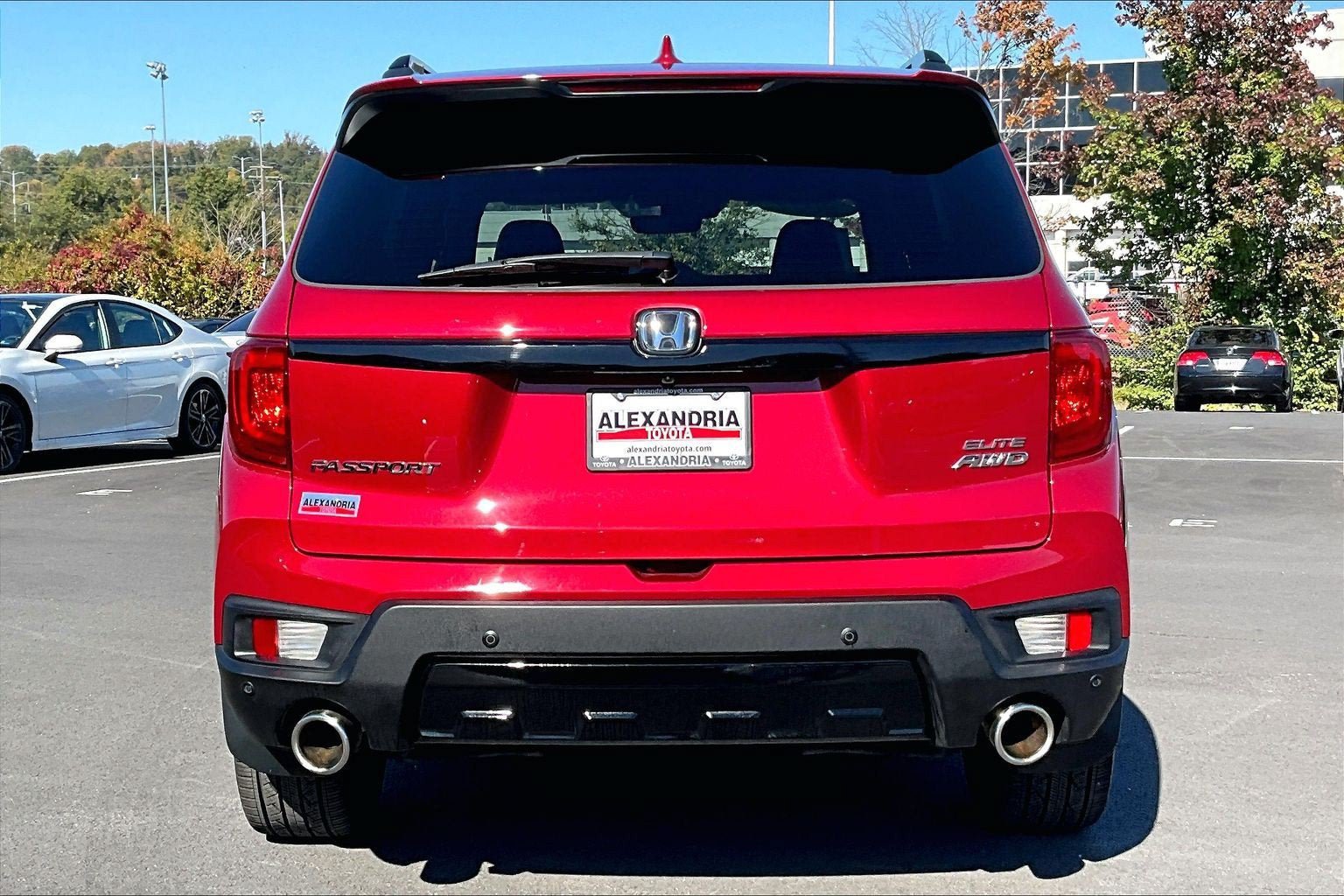 Used 2022 Honda Passport Elite image 4