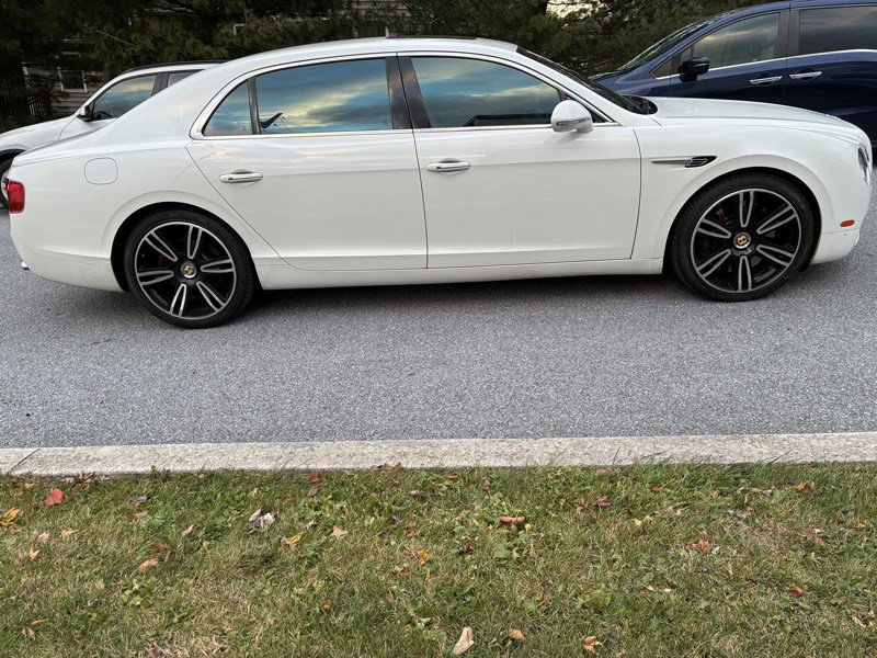Used 2015 Bentley Flying Spur V8 image 5