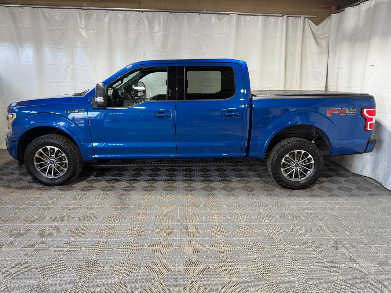 Used 2018 Ford F150 XLT w/ Equipment Group 302A Luxury AWD/4WD image 5