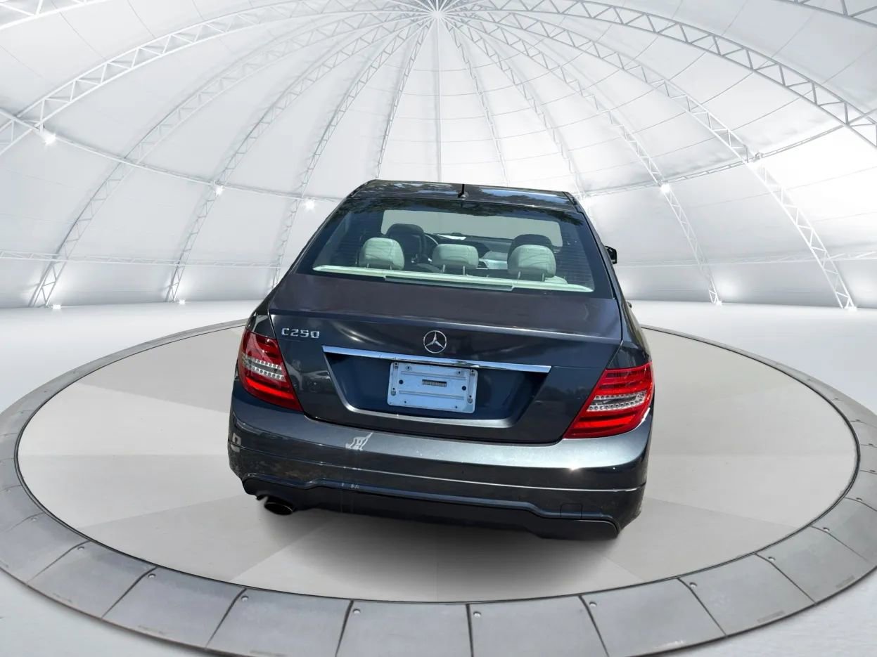 Used 2014 Mercedes-Benz C 250 Sedan image 6