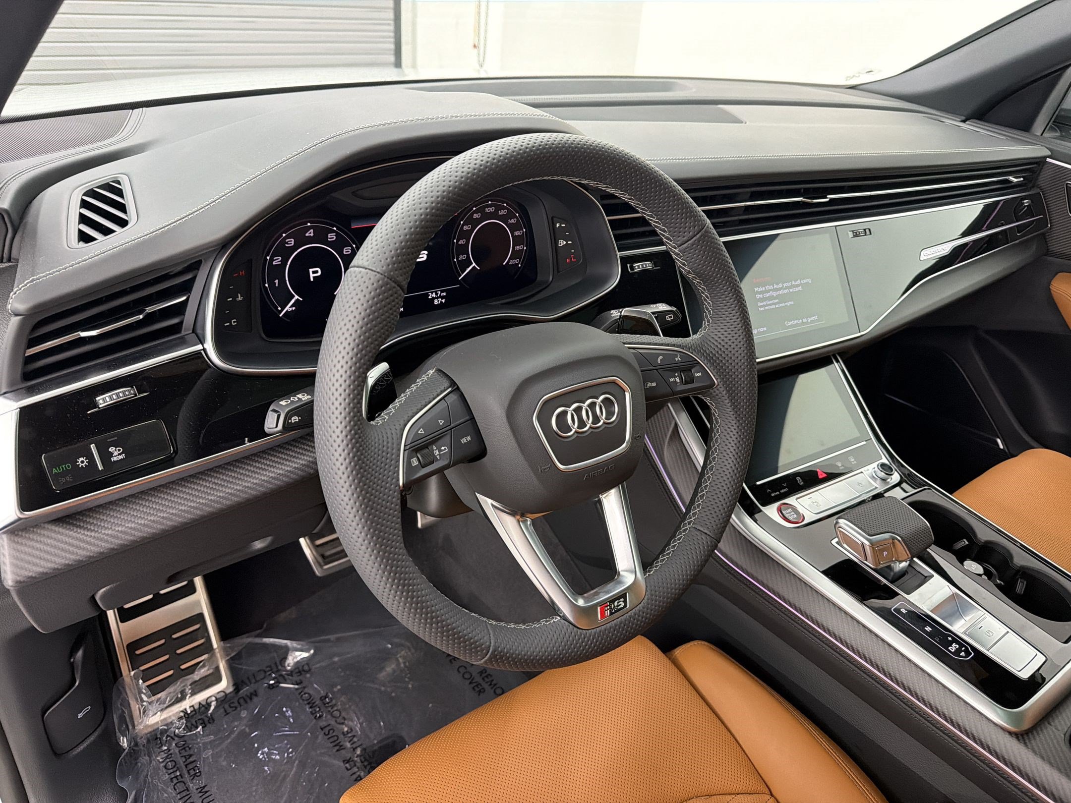 Used 2026 Audi RS Q8 performance AWD/4WD image 4