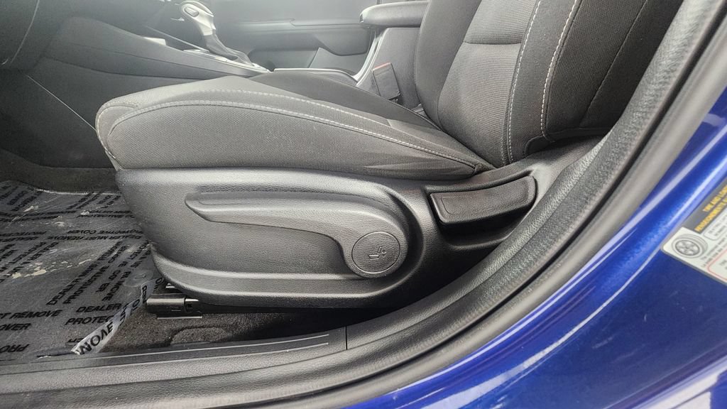 Used 2023 Kia Forte LXS w/ LXS Technology Package FWD image 11