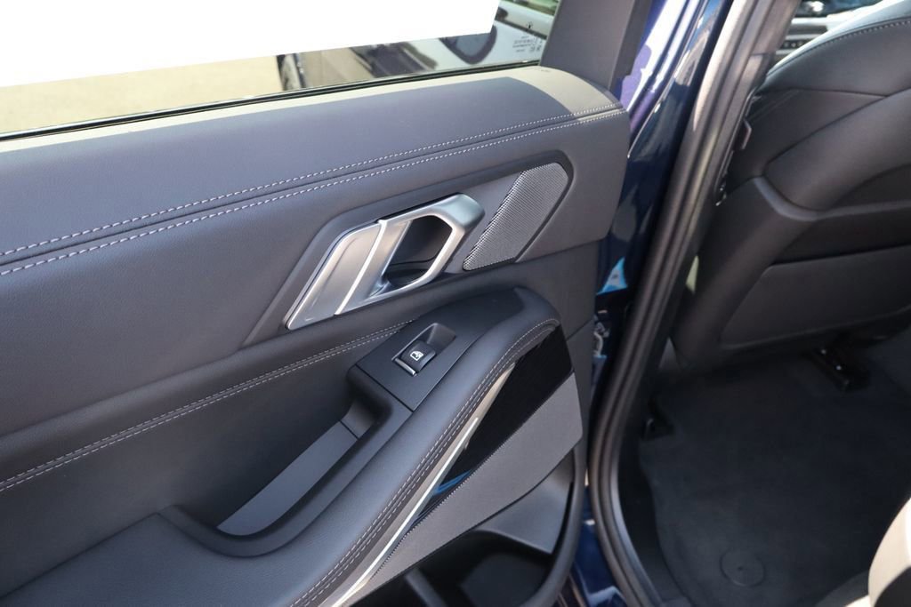 New 2026 BMW X5 xDrive50e image 19