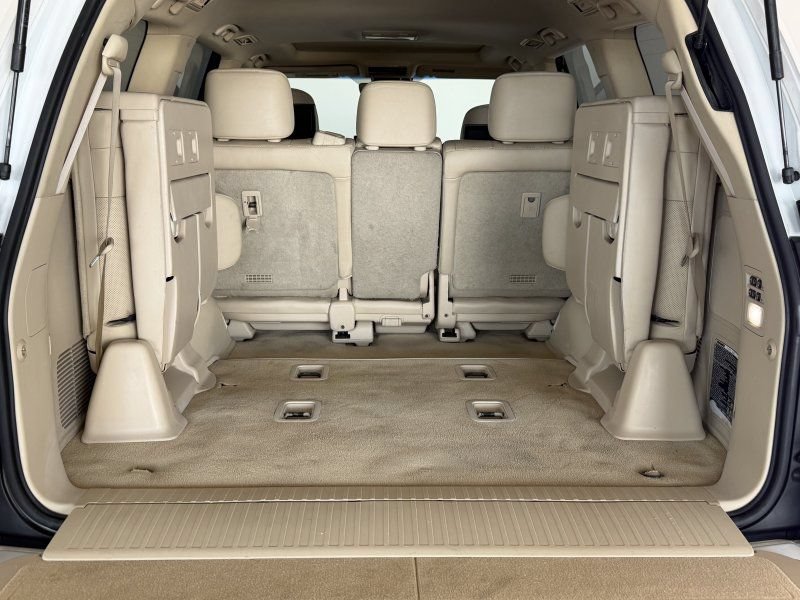 Used 2019 Lexus LX 570 4WD w/ Luxury Package image 10