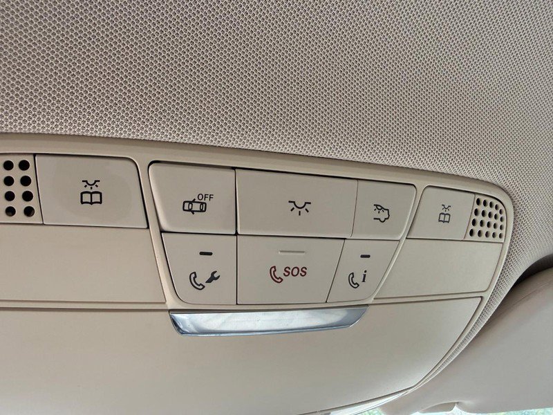 Used 2017 Mercedes-Benz GLC 300 w/ Premium 1 Package image 33