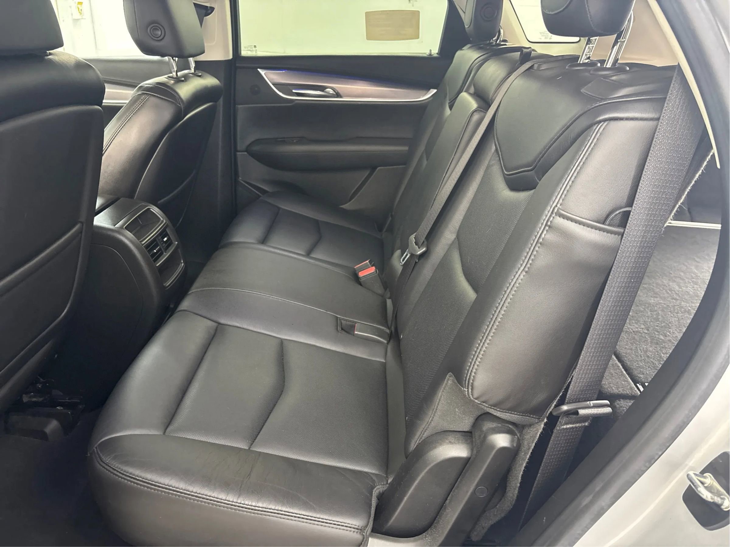 Used 2017 Cadillac XT5 Premium Luxury image 14