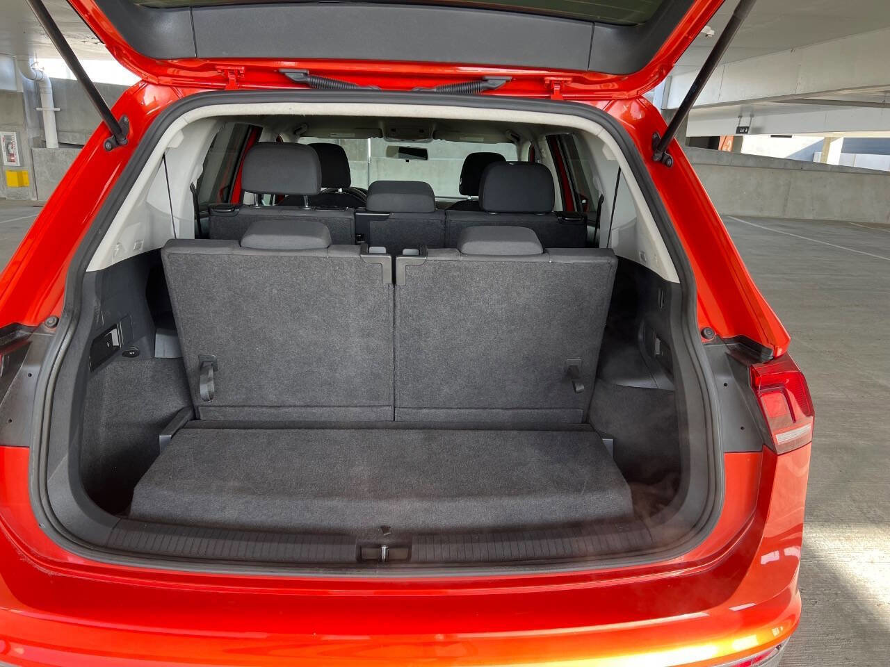 Used 2019 Volkswagen Tiguan S w/ 3rd Row Seat Package image 23