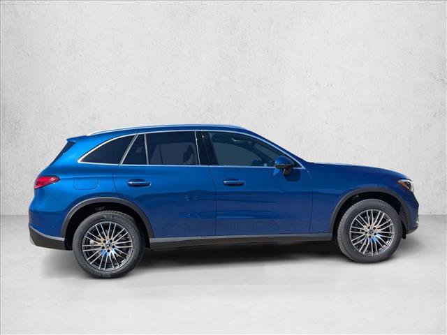 Used 2026 Mercedes-Benz GLC 300 video 4