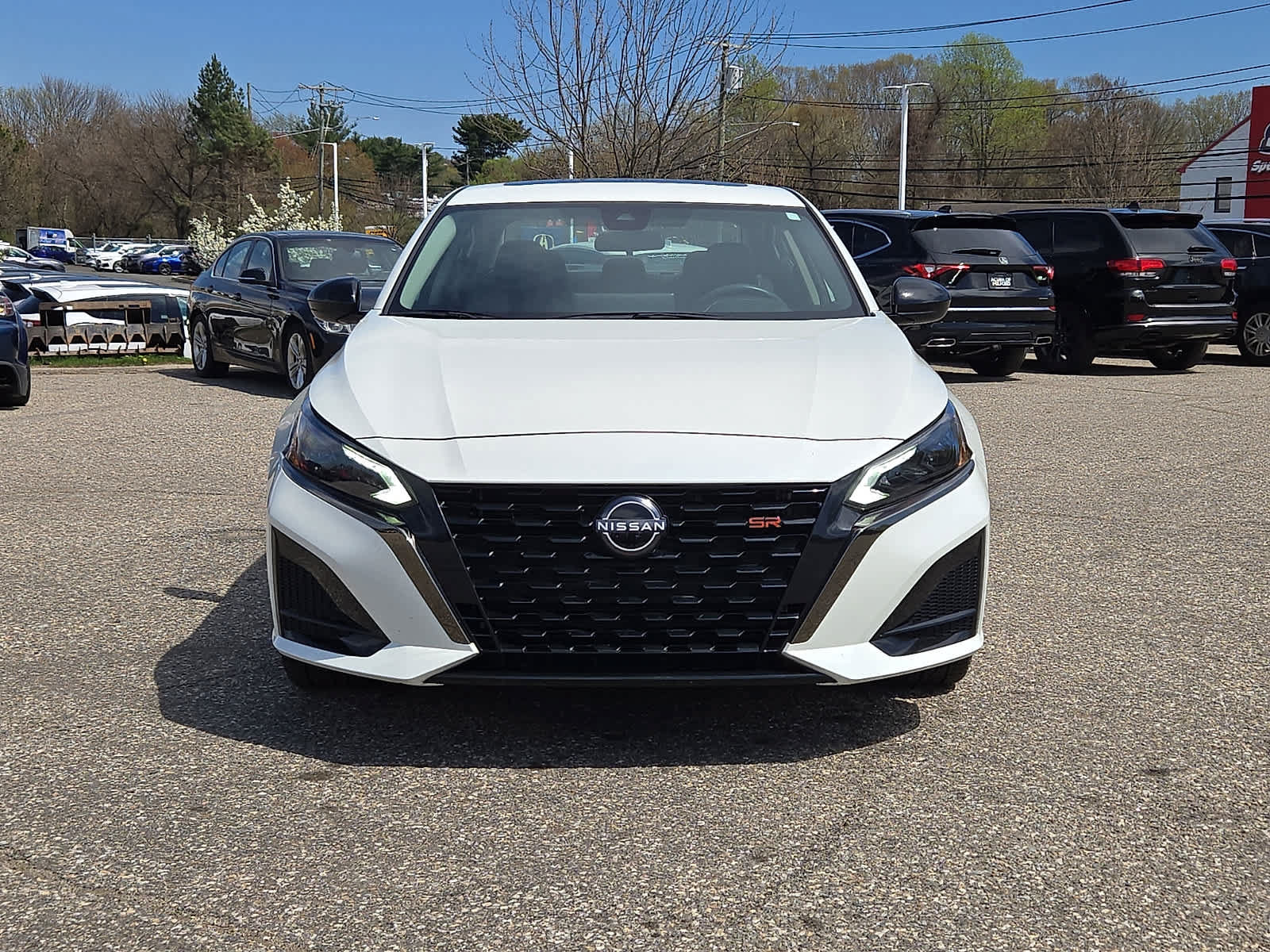 Used 2023 Nissan Altima 2.5 SR w/ SR Premium Package AWD/4WD image 2