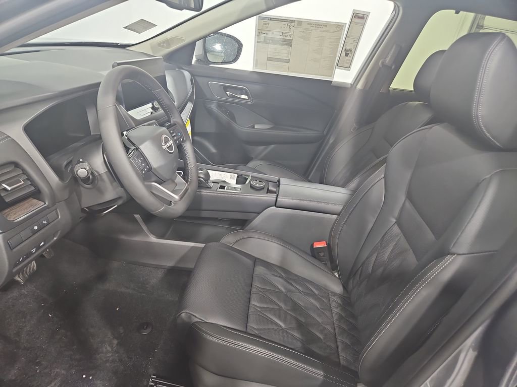 New 2026 Nissan Rogue Platinum image 10