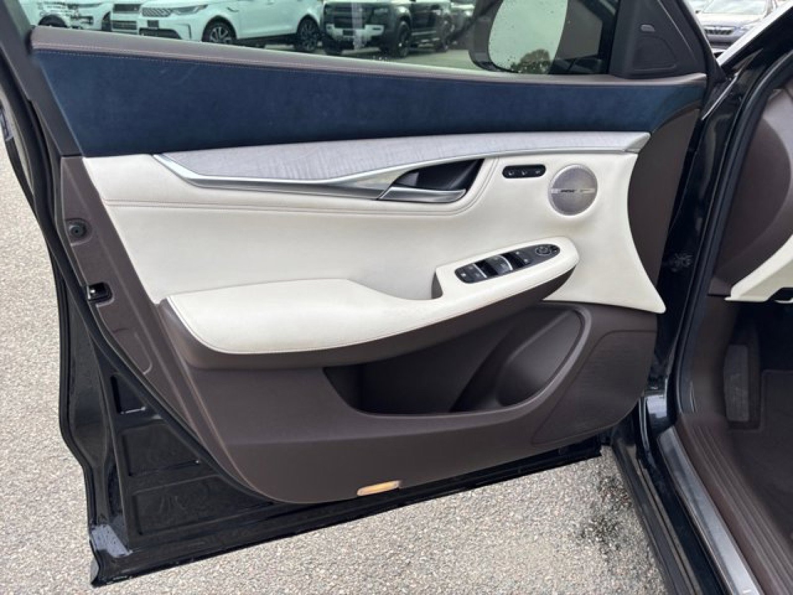 Certified 2021 INFINITI QX50 Autograph w/ Premium White Leather Package image 21