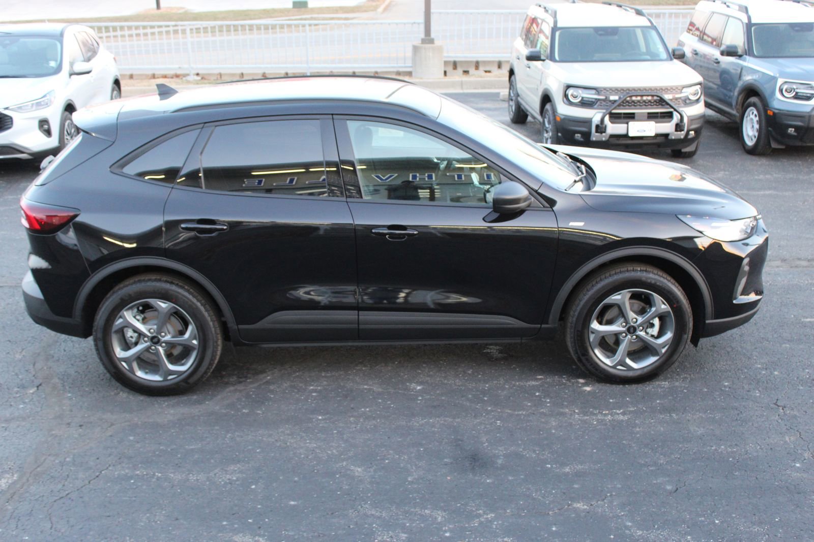 New 2026 Ford Escape ST-Line w/ Tech Pack #1 image 8